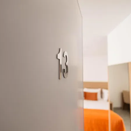 Otel Lovely Cityscape